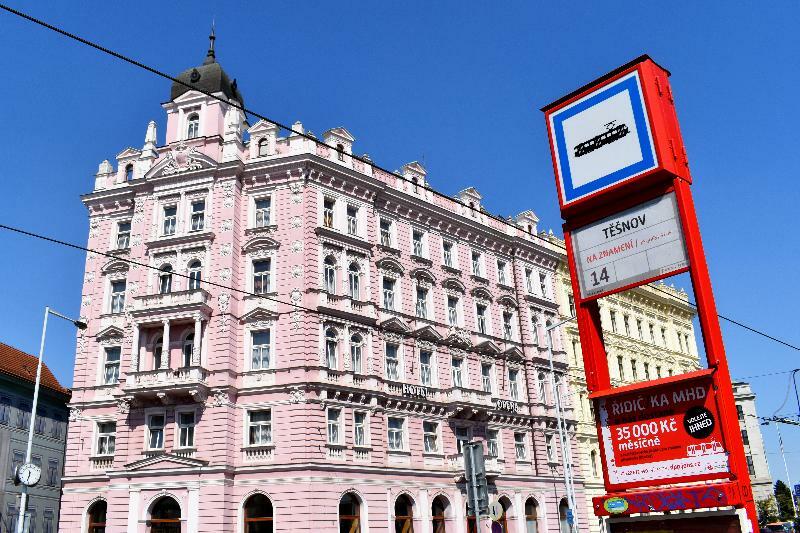 Hotel Opera Praga Zewnętrze zdjęcie